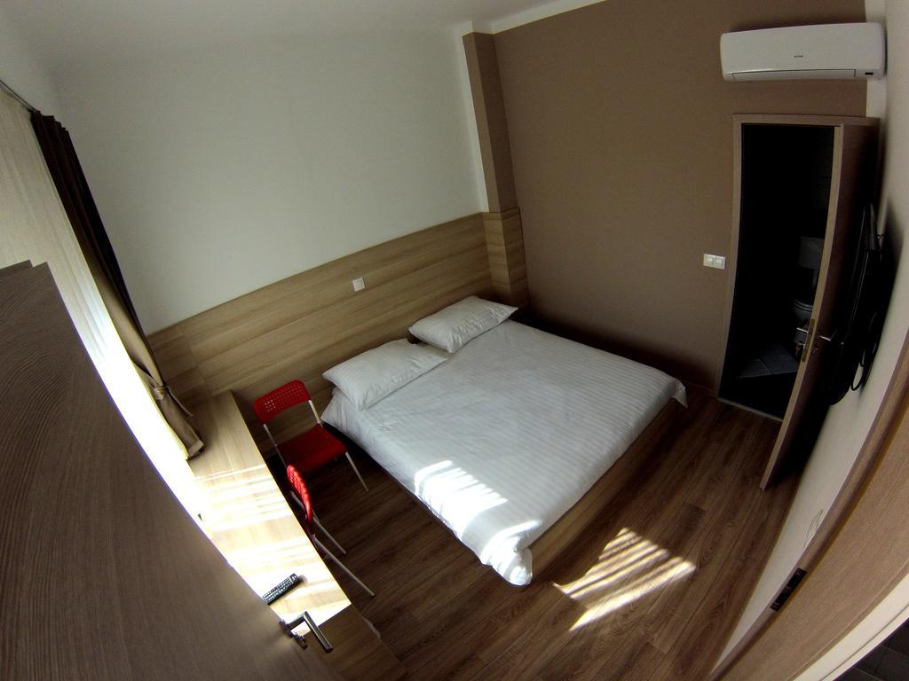 Sweet Dreams Rooms And Apartments Postojna Quarto foto